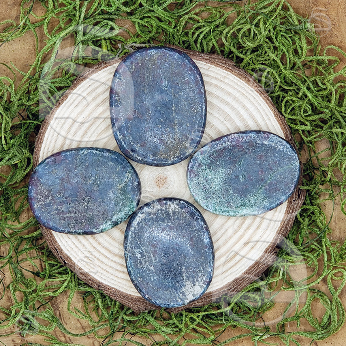 Worry Stone - Ruby Kyanite