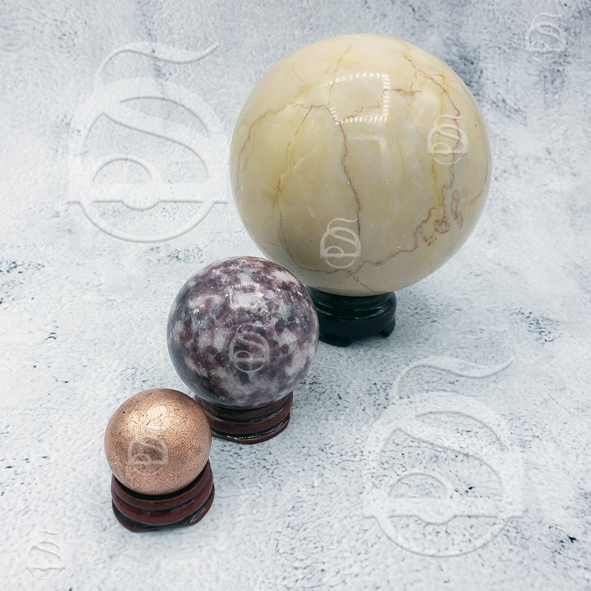 Sphere Stand - Stained Wood