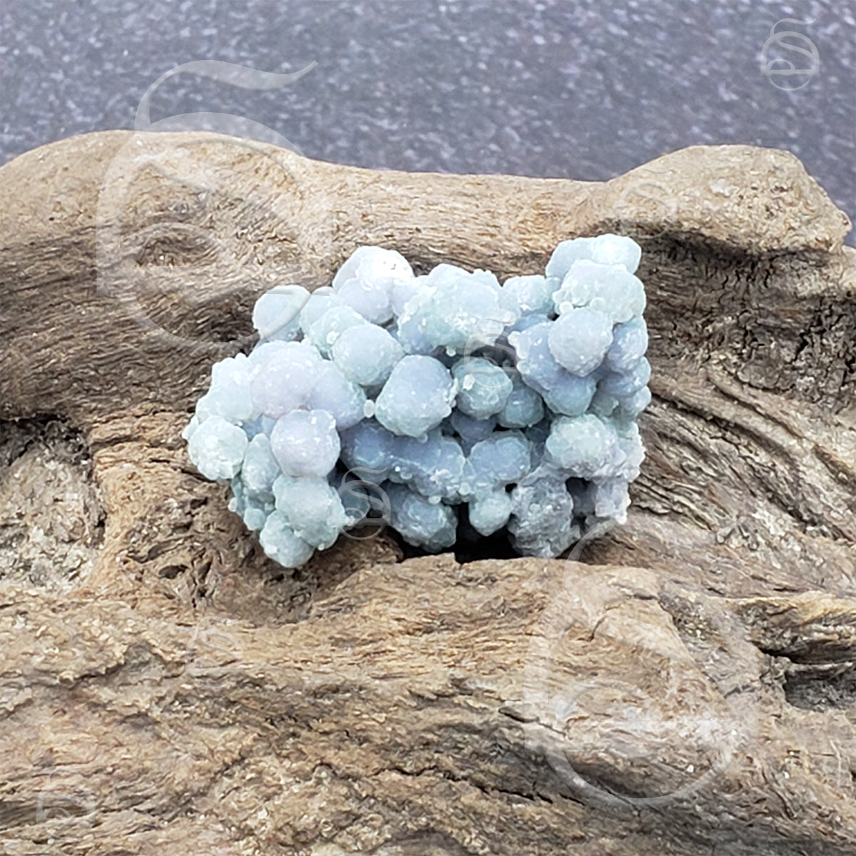 Agate, Grape Cluster .72oz