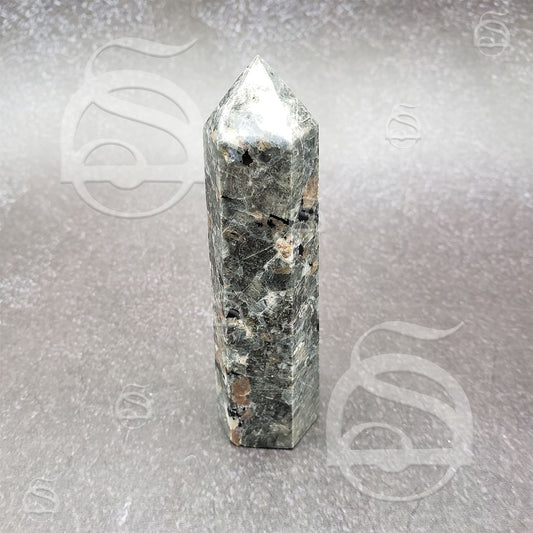 Yooperlite Obelisk