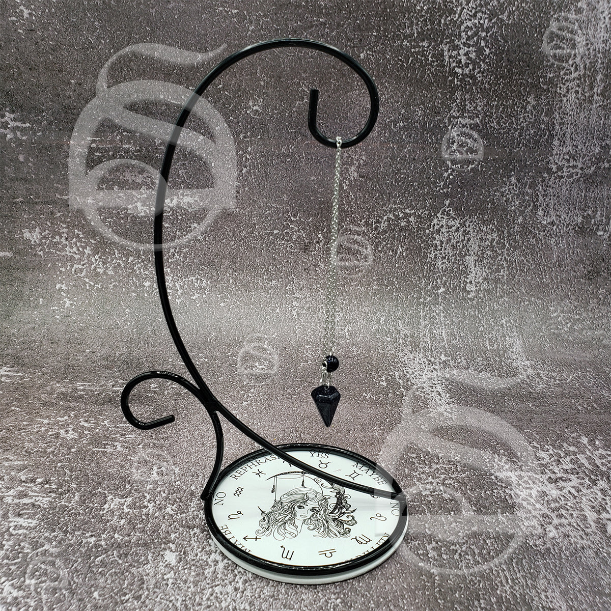 Ornament / Pendulum Holder